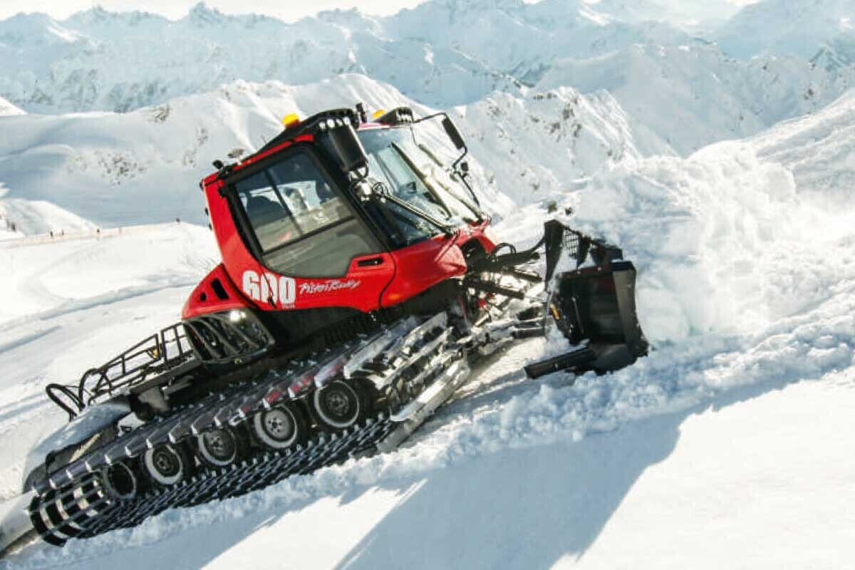 Pistenbully 600