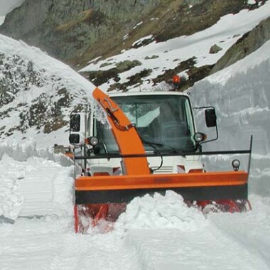 4-4-fs-snow-cutter-blower-2